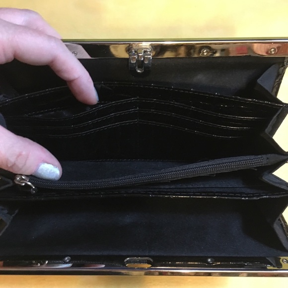✨HOST PICK✨ Black clutch purse - Picture 5 of 9